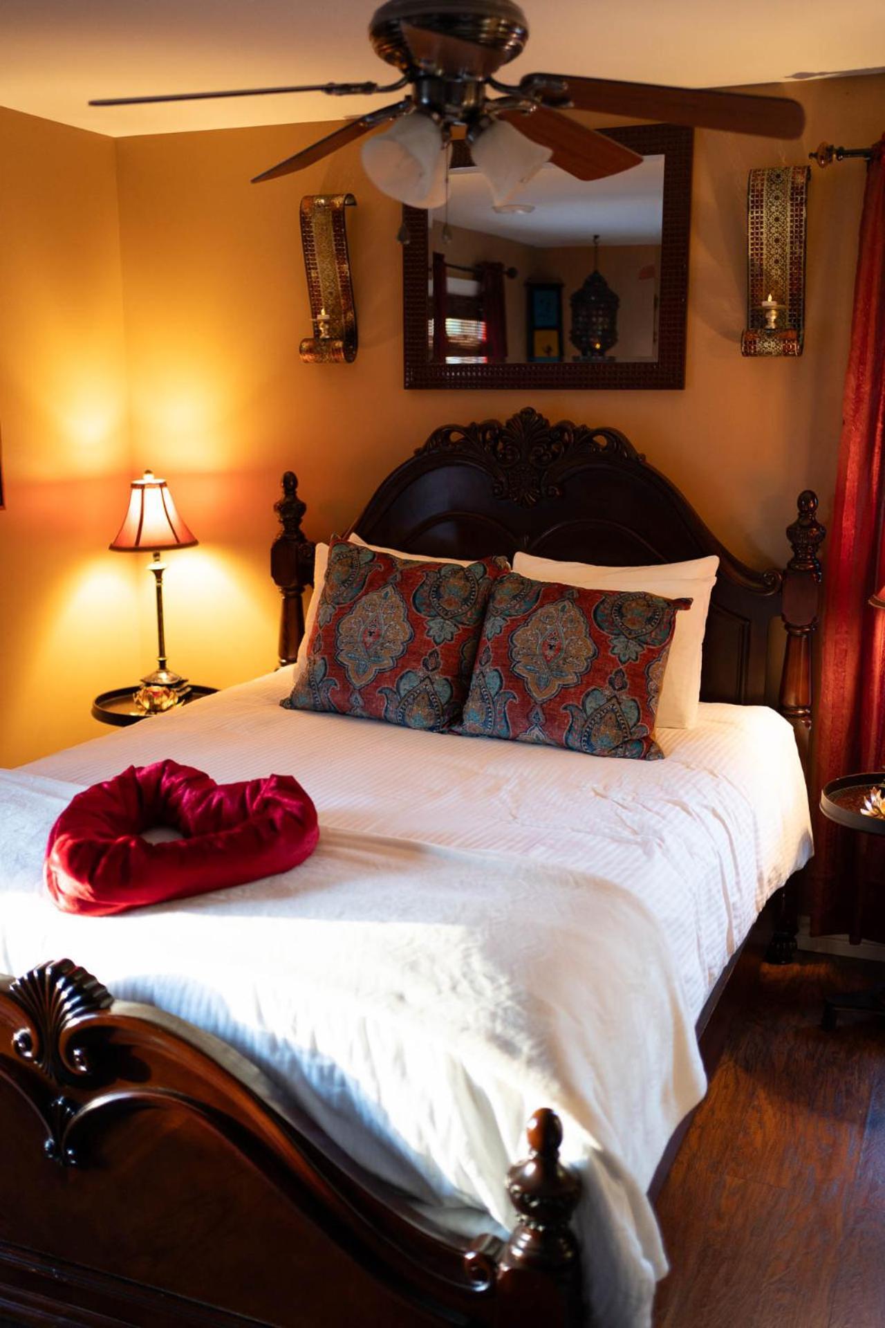 Heart And Soul Inn Kingsville Экстерьер фото